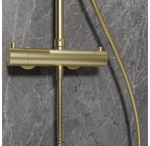 Aufputz-Brausethermostat mit Brauseschlauch vor Wand