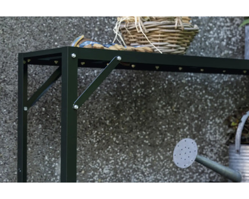 Table de jardin avec cadre en métal et panier