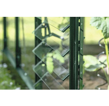 Vue détaillée du store de fenêtre d'une serre