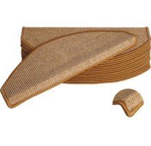 Stufenmatten aus Sisal im Stapel
