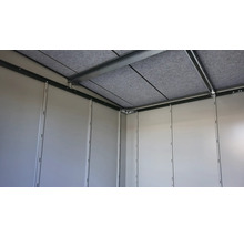 Innenansicht eines Gartenhauses mit Wand- und Dachelementen