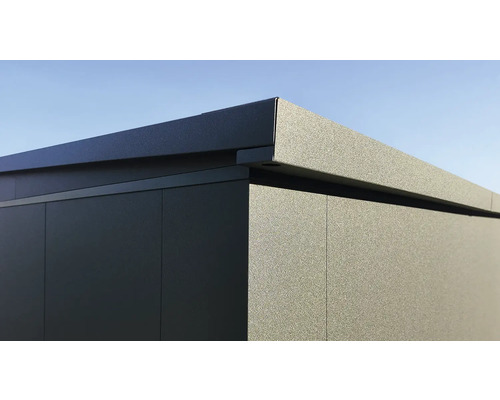 Detailansicht eines Gartenhauses mit Flachdach