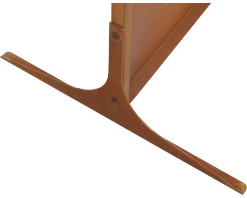 Gros plan d'un pied de meuble en bois