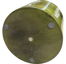 Dessous d'un pot de fleurs avec pieds