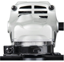 Vue rapprochée de la tête d engrenage et du capot de protection d une meuleuse d angle