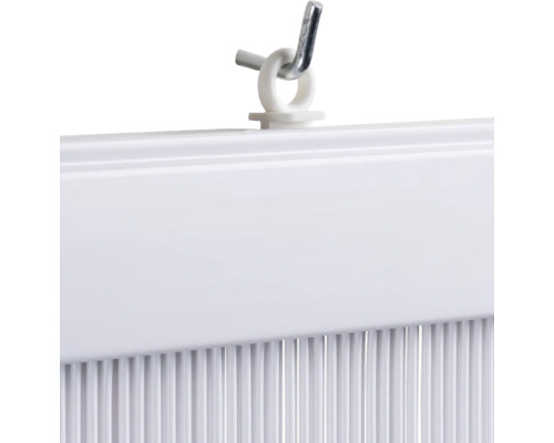 Detailansicht einer Lamellen-Gardine mit Aufhängung