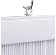 Detailansicht einer Lamellen-Gardine mit Aufhängung