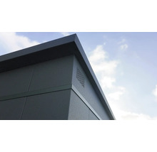 Gros plan d'un abri de jardin moderne avec ventilation