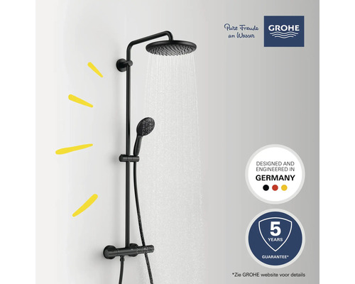 Schwarze Duscharmatur mit Kopf- und Handbrause von Grohe
