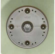 Vue intérieure du fond d'un pot de fleurs en plastique elho avec elho Logo, diamètre 25 centimètres et volume 5,5 litres.