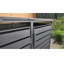 Mülltonnenbox aus Metall in Anthrazit mit Lamellen-Optik, Griffen an Deckel und Tür für den Außenbereich.