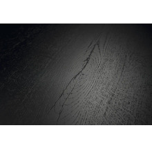 Vue détaillée d une surface de revêtement de sol foncée avec veinage bois et nœud visible.