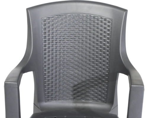 Chaise de jardin en plastique anthracite avec dossier aspect tressé et accoudoirs.