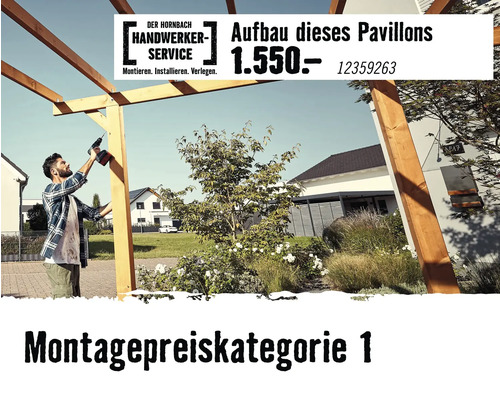 Ein Handwerker montiert einen Holzpavillon mit einem Akkuschrauber. Hornbach Handwerker-Service Logo.