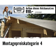 Eine Frau montiert ein Gartenhaus aus Holz mit einem Akkubohrer. Hornbach Handwerker-Service für Montage von Holzbausätzen.