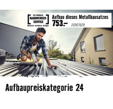 Hornbach Handwerker-Service Logo an en Handwierker, deen mat enger Kartuschepress op engem Welleblechdaach schafft.