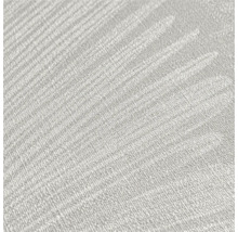 Papier peint intissé avec une structure fine et granuleuse et un motif à rayures discret en gris clair.