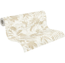 Rouleau de papier peint intissé partiellement déroulé avec motif de feuilles florales en crème et beige.