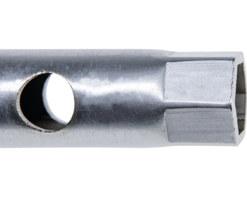 Vue détaillée d une clé à pipe métallique avec profil hexagonal et trou pour broche.