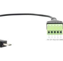 Câble noir avec connecteur micro-USB et bornier à 5 broches vert, étiqueté 5 Volt, IO1, IO2, IO3 et Ground.