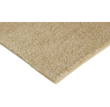 Moquette beige à poils doux avec dossier textile.