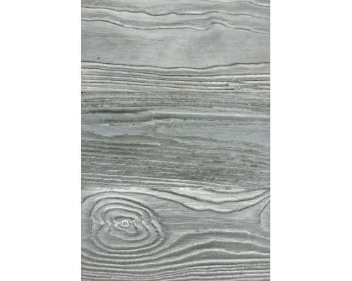 Gros plan de la surface grise aspect bois avec veinage prononcé et nœud.