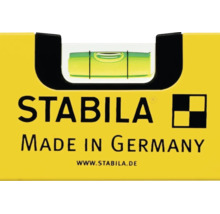 Detail einer Stabila Wasserwaage mit Libelle, Stabila Logo und dem Hinweis Hergestellt in Deutschland.