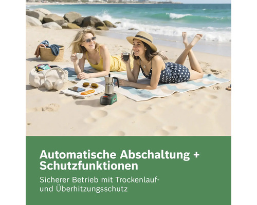 Tragbare Akku-Kaffeemaschine am Strand mit zwei Frauen. Automatische Abschaltung, Trockenlauf- und Überhitzungsschutz für sicheren Betrieb.