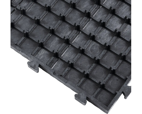 Dalle à gazon en plastique pour la stabilisation du sol avec système de clipsage.