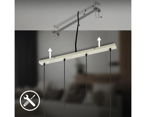 Instructions de montage d'une suspension à quatre lampes avec support de plafond en métal et cache-piton blanc.