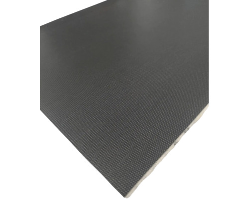 Contreplaqué filmé avec surface structurée antidérapante.