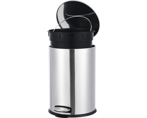 Poubelle à pédale en acier inoxydable avec seau intérieur amovible en plastique et couvercle ouvert.