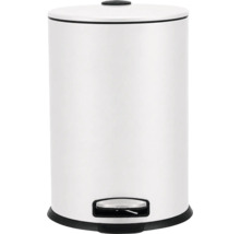 Poubelle à pédale blanche avec bouton de couvercle noir, idéale pour la salle de bain et la cuisine.
