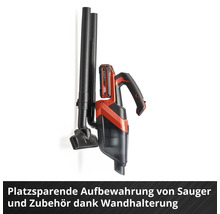 Aspirateur à main sans fil avec accessoires dans un support mural pour un gain de place.