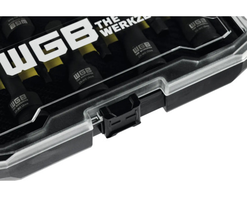 Gros plan d'un coffret à outils WGB avec couvercle transparent, douilles noires et fermeture en plastique.