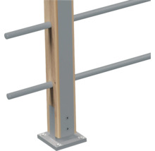 Treppengeländer Pfosten aus Holz mit Metallhalterung und Geländerstäben zur Bodenmontage
