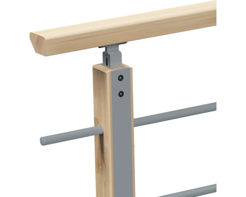 Treppengeländerpfosten aus Holz mit Metallstreben und Handlauf als Verbindungselement für ein Geländersystem