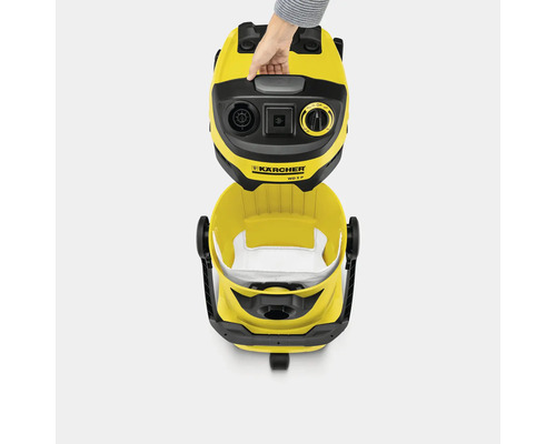 Aspirateur multifonction Kärcher WD 5 P avec réservoir ouvert et sac filtrant inséré
