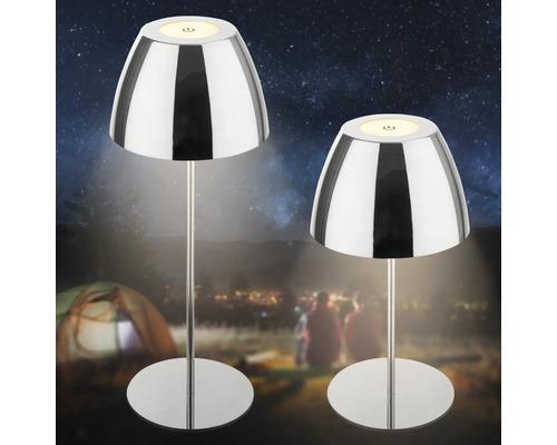 Zwei moderne LED Tischleuchten mit glänzender Oberfläche und integriertem Ein und Ausschalter fuer den Innen und Aussenbereich.