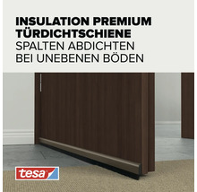 Profilé d'étanchéité pour porte Tesa Premium avec brosse pour sceller les fentes des sols inégaux sous une porte en bois avec logo Tesa