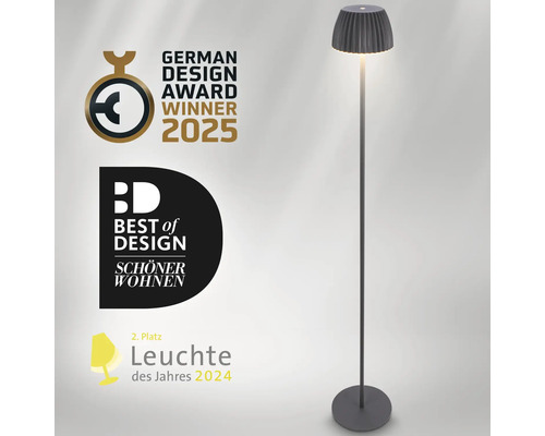 Lampadaire moderne avec abat-jour plissé incluant les prix German Design Award 2025 et Best of Design Schöner Wohnen