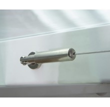 Gros plan d''un support de câble métallique pour la fixation