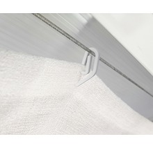 Suspension de rideau avec crochets sur une tringle à rideau à câble métallique