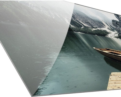 Image en verre acrylique avec lac de montagne et barque