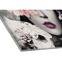 Image en verre acrylique femme avec des fleurs