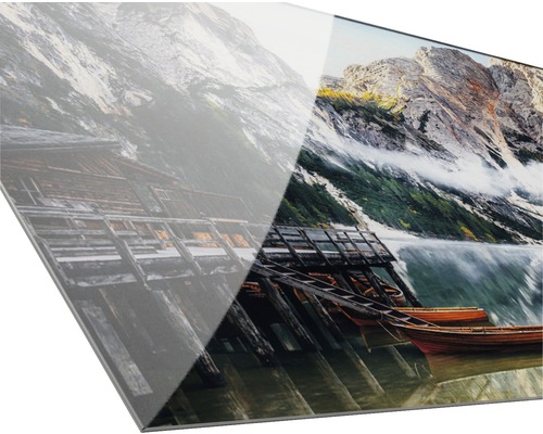 Acrylglasbild mit Bergsee, Booten und Berglandschaft