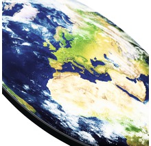 Globus-Design auf einer Tischplatte, zeigt Europa und Afrika