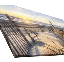 Leinwandbild mit Strandmotiv und Holzzaun im Sand