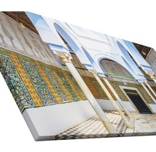 Image sur toile avec vue sur une cour avec des colonnes et des carreaux