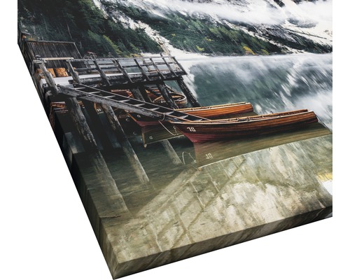 Leinwanddruck mit Bootsmotiv an einem Bergsee